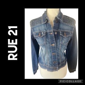 Rue 21 Distressed Medium Wash Denim Jacket Size Large (Junior)